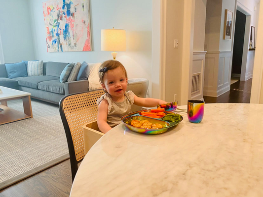 A Pediatrician's Tips for Teaching Independence Starts at the Dining Table
